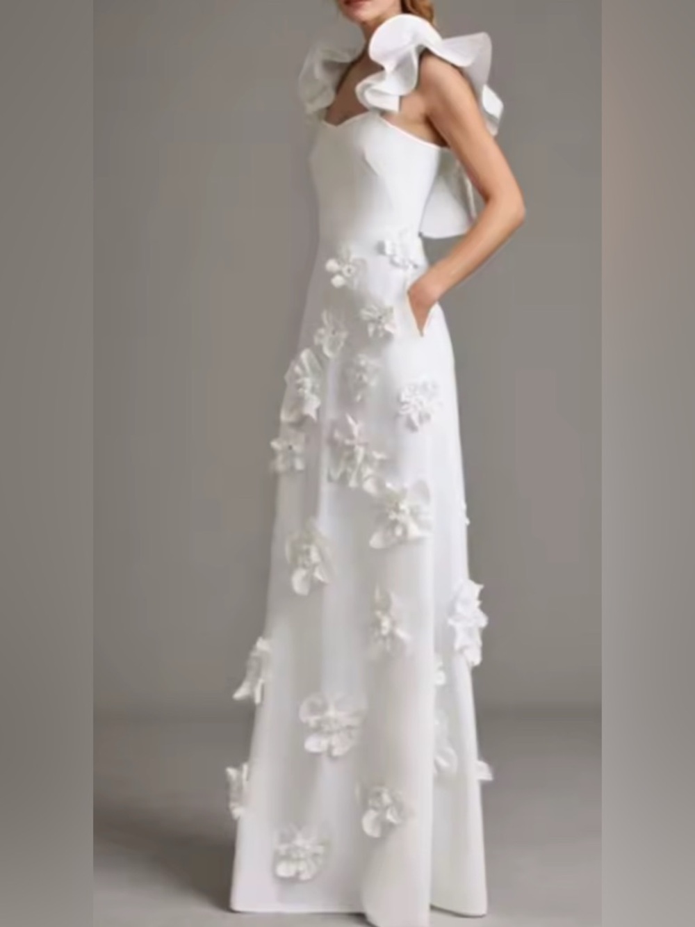 NEW $298 Verona White Floral Appliqué Ruffle-Shoulder Evening Dress